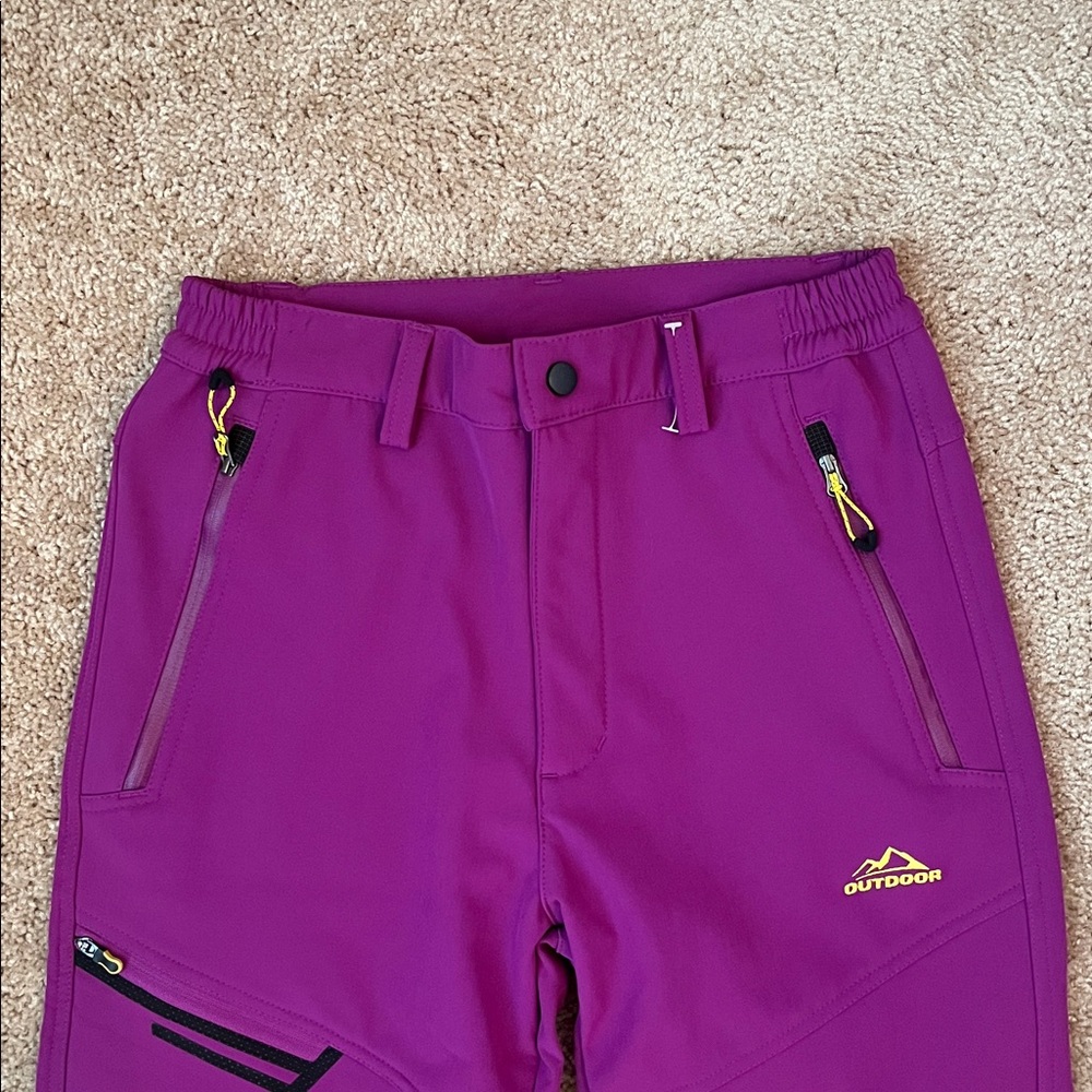 NWOT Outdoor Snow Pants - Picture 2 of 12